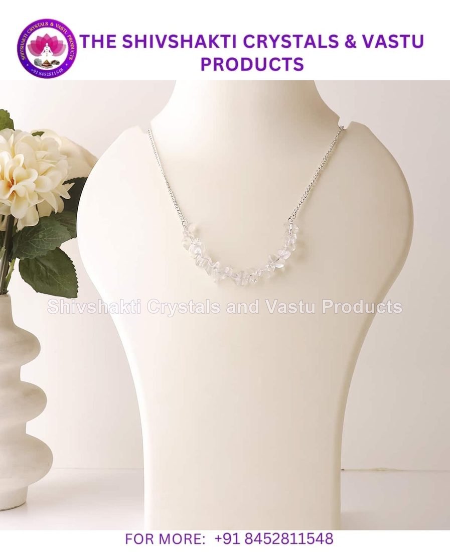 Clear Quartz Chips Choker Necklace