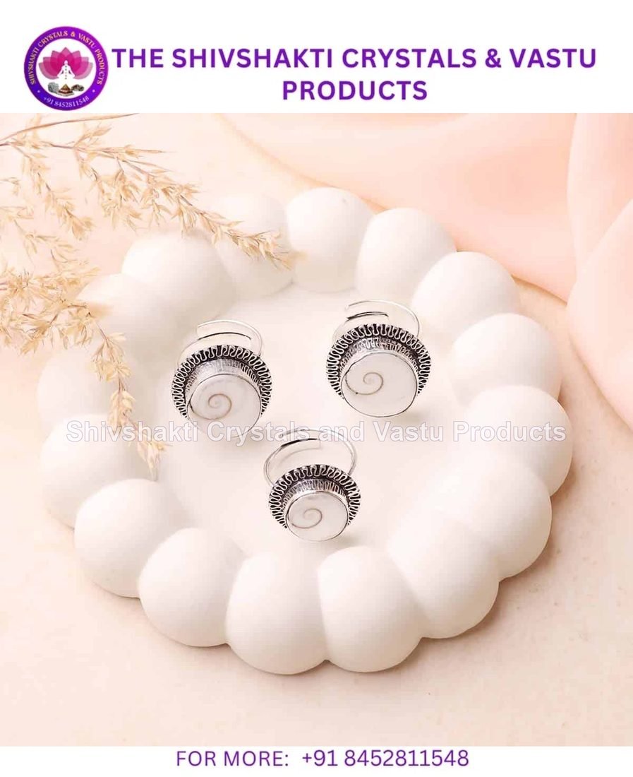 Gomti Chakra Design Ring