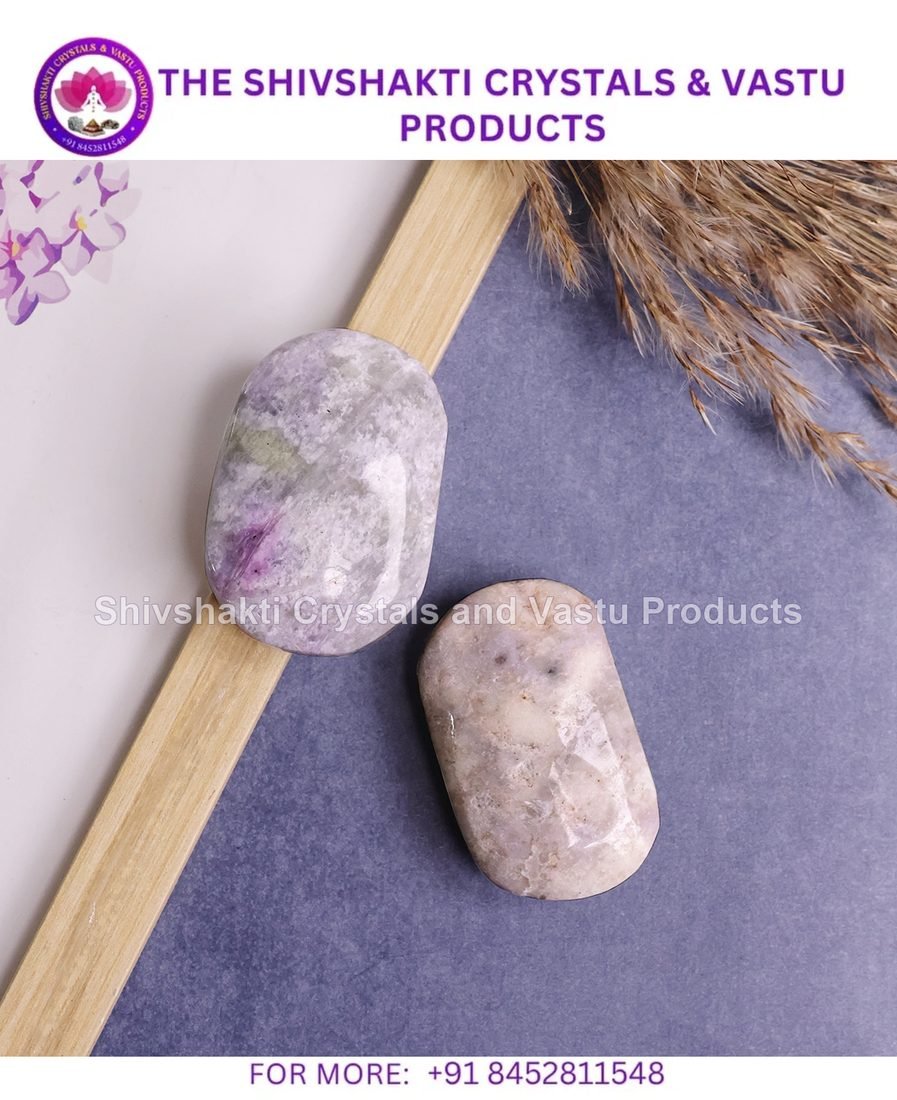 Hackmanite Palm Stone