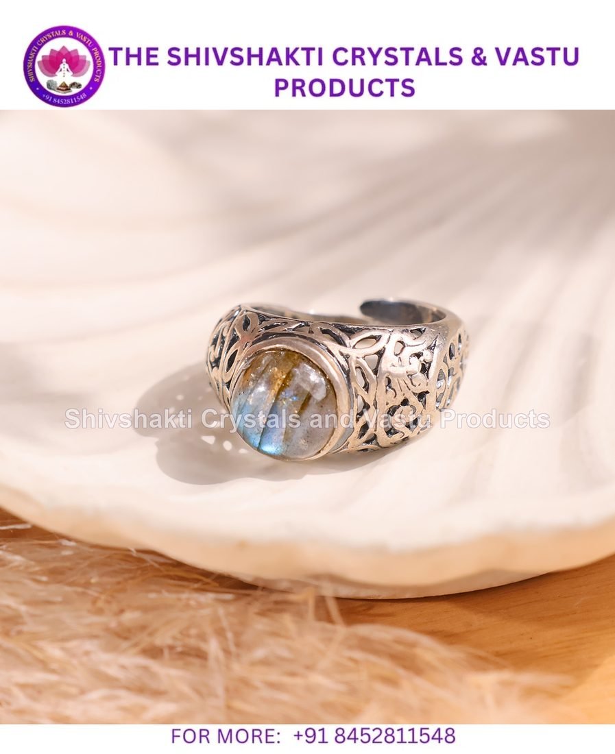 Labradorite Boho Silver Ring