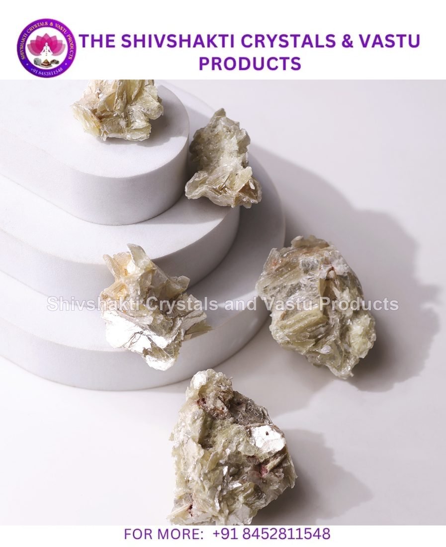 Muscovite Raw Cluster