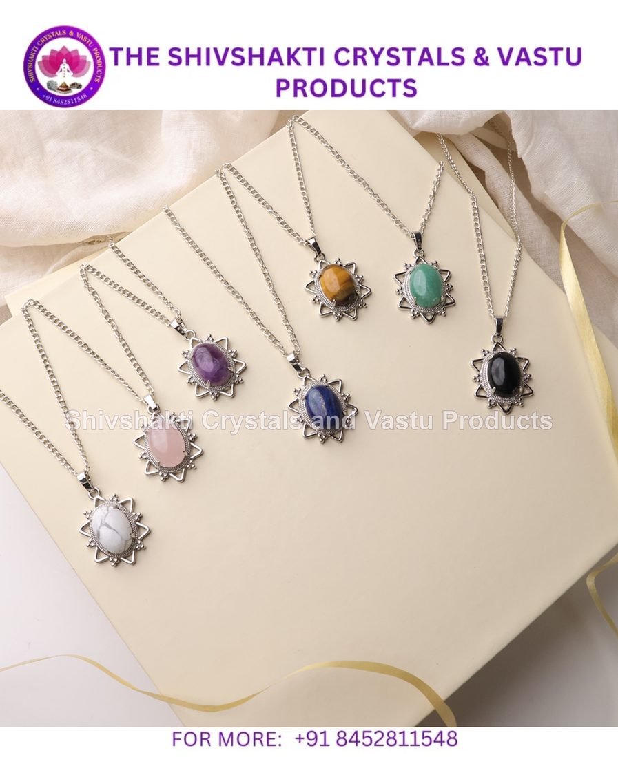 Oval Star Design Pendant