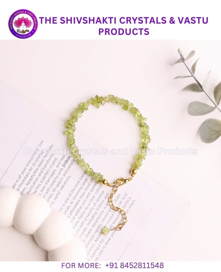 Peridot Chips Chain Bracelet ( Synthetic )