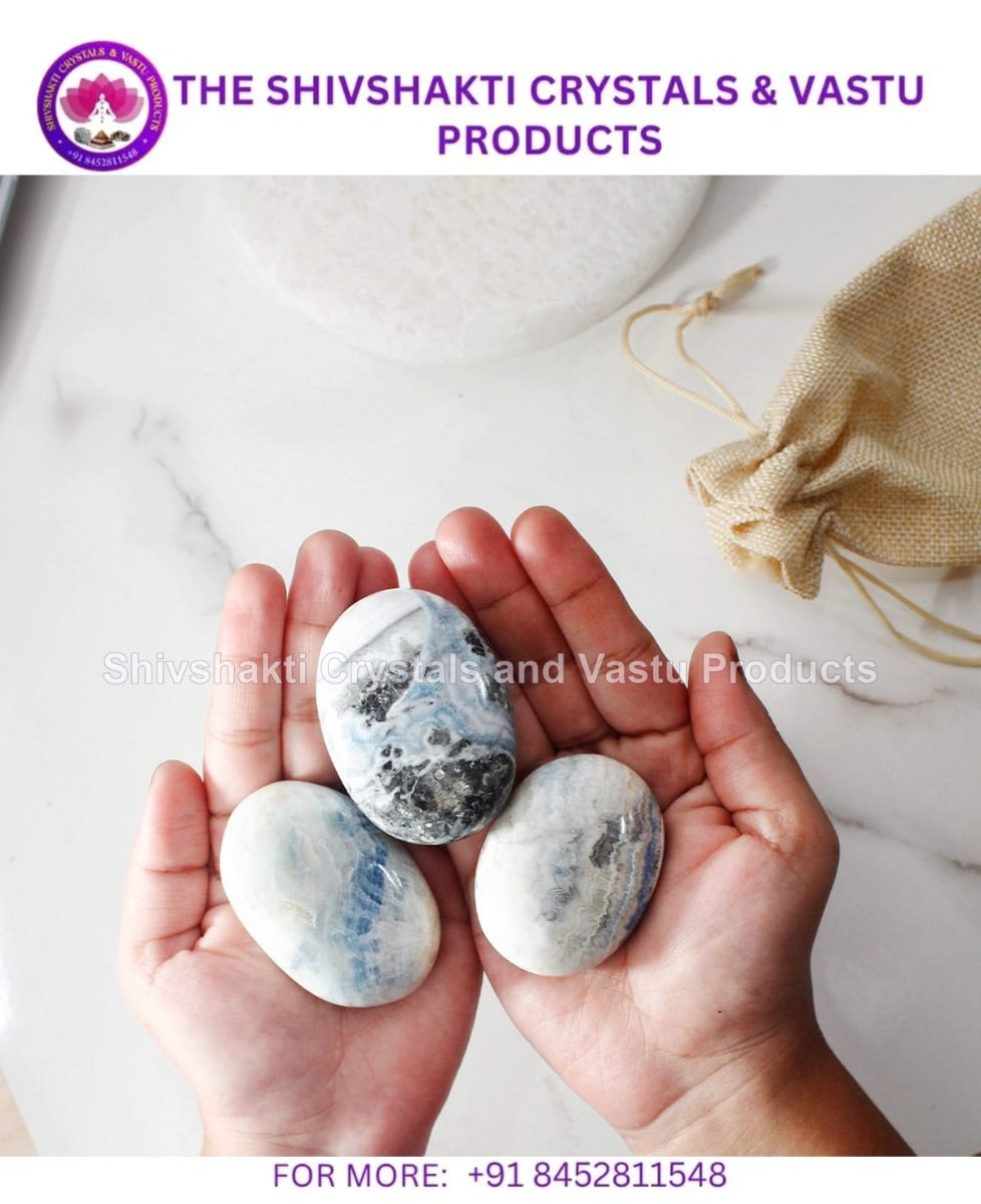 Scheelite Palm Stone