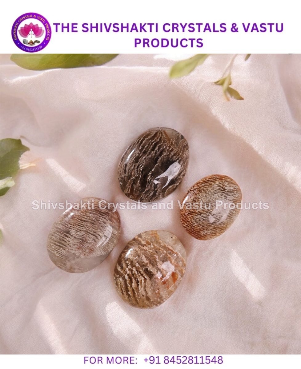 Thousand Layer Quartz Palm Stone