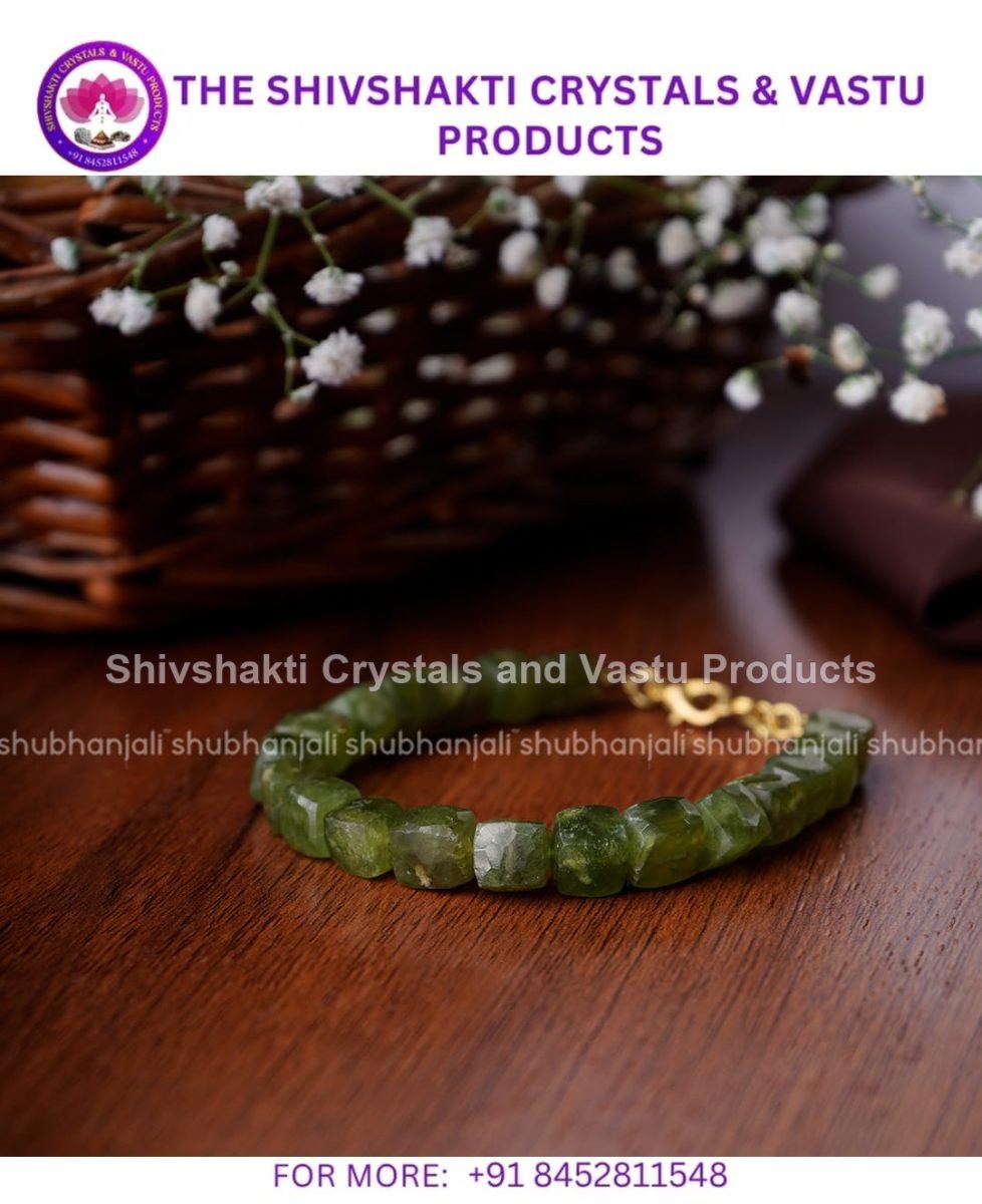 Vesuvianite Cube Beads Bracelet