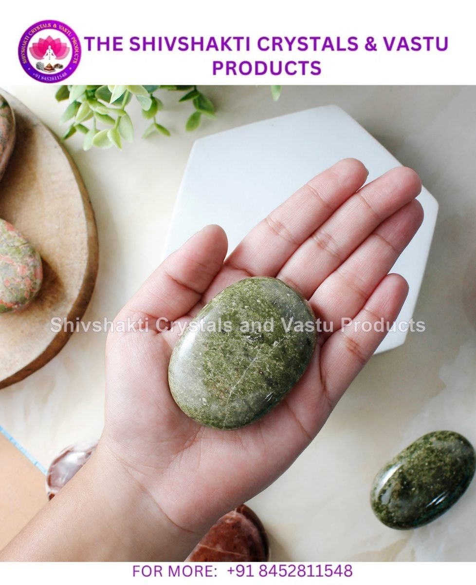 Vesuvianite Palmstone